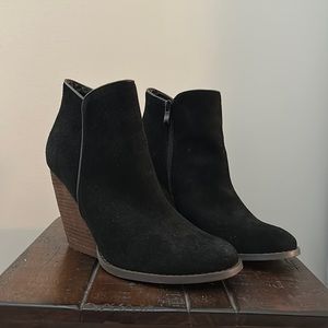 Very Volatile - Whitby Demi Wedge Ankle Bootie